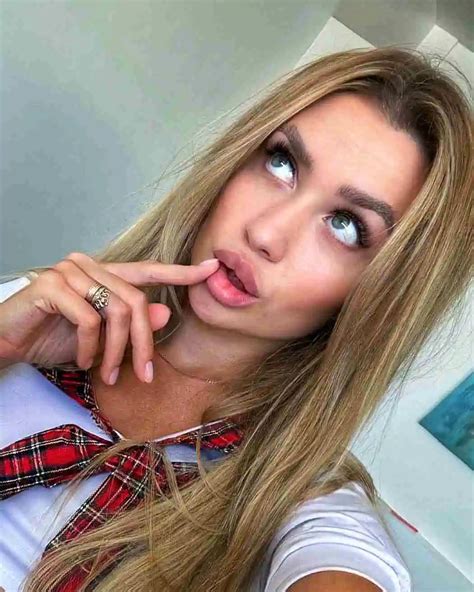 Luxury Mur - Wiki, Bio, Age, Biography, Boyfriend, Husband, Photos