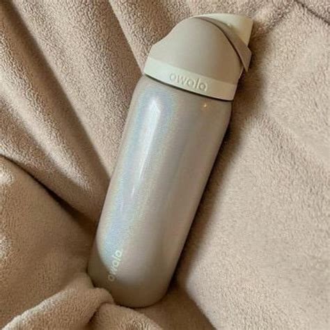 Limited Edition Owala Freesip 32 Oz. - Personalized Water Bottle ...
