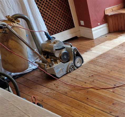 Wood Floor Restoration: What Home-Owners Should Know | Sanding Wood Floors