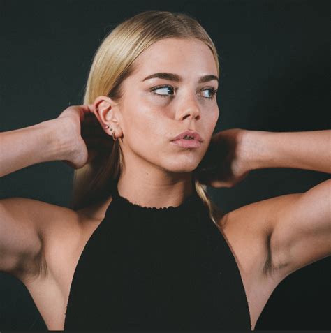 Becca Means : r/21stCenturyBabes