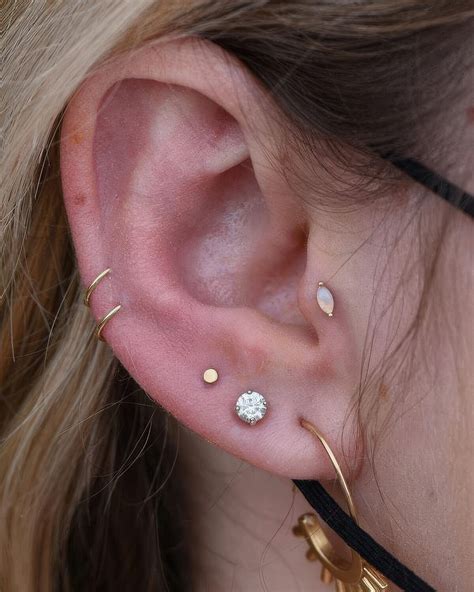 38 Eye-Catchy Mid Helix Piercing Ideas To Try - Styleoholic