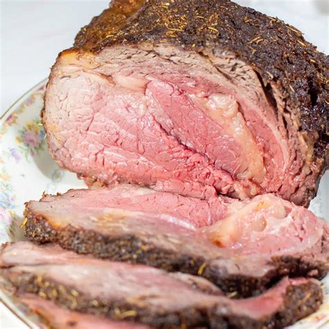 Christmas Prime Rib Roast: A Juicy & Tender Holiday Beef Roast