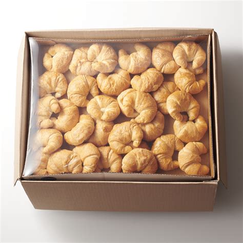 Pillsbury™ Baked Croissant Butter Curved 1 oz