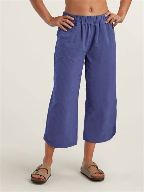 Women's Capris and Cropped Pants | Title Nine