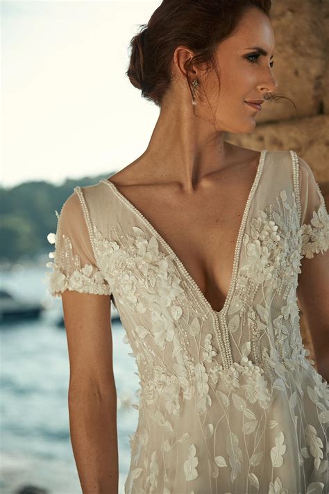 Gabriela | Romantic Ballgown with 3D Beaded Lace | Vinka Design