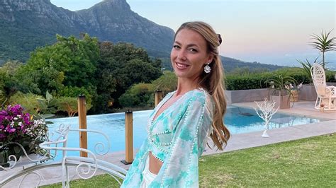 Überraschung: "Die Bachelors"-Leonie erwartet erstes Kind