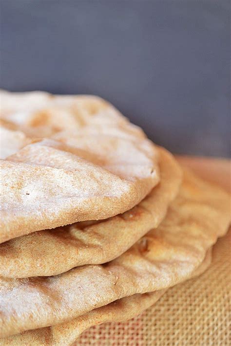 Unleavened Bread Recipe (No Yeast, 4-Ingredient) - Amira's Pantry