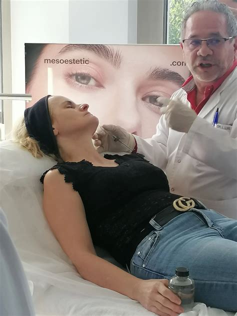 Please find below in English: La semana pasada tuvimos el placer de tener en las instalaciones ...