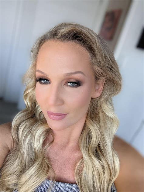 A gorgeous lady : r/Nikki_Sexx