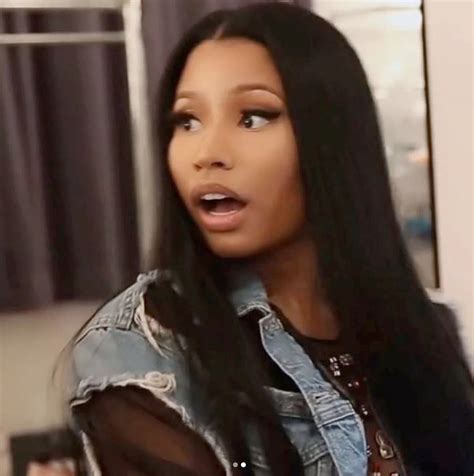 Nicki Minaj flashes bare boobs and silver nipple pasties in X-rated ...