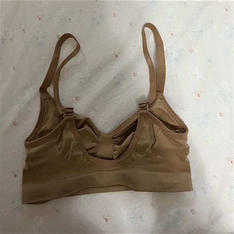 Skims Bra 💋 This bra is so reliable! It’s super... - Depop