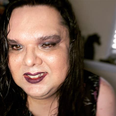 pepper v. hart (@peppervhart) • Instagram photos and videos