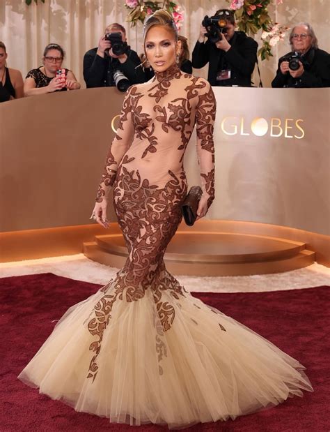 Top 10 Best-Dressed at the 83rd Golden Globes: Olandria Dazzles in a ...