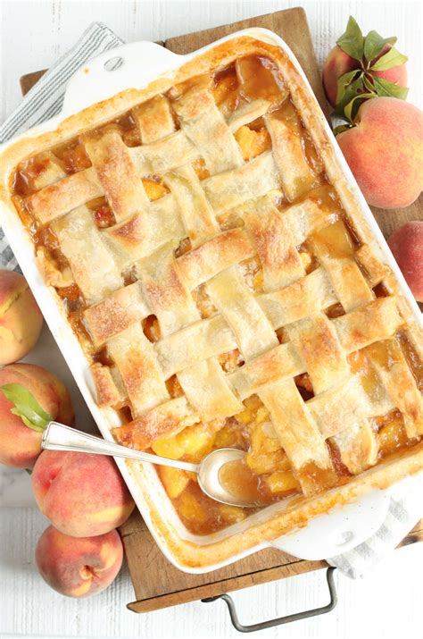 Peach Cobbler Easy Recipe With Fresh Peaches - Hoffman Greped