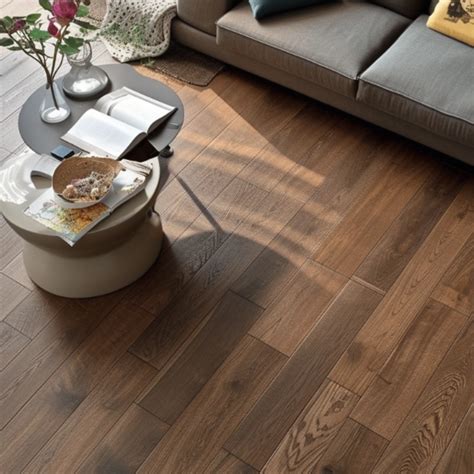 Hard Surface Flooring - Saddleback Design