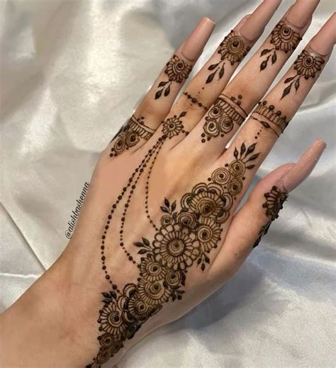 Simple mehndi henna design flower floral – Artofit
