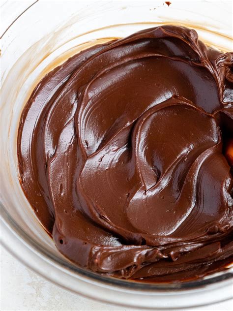 Dark chocolate ganache frosting – Artofit