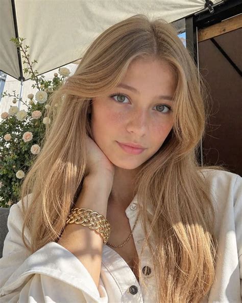 Gracie Higgins in 2025 | Blonde beauty, Blonde, Beautiful women pictures