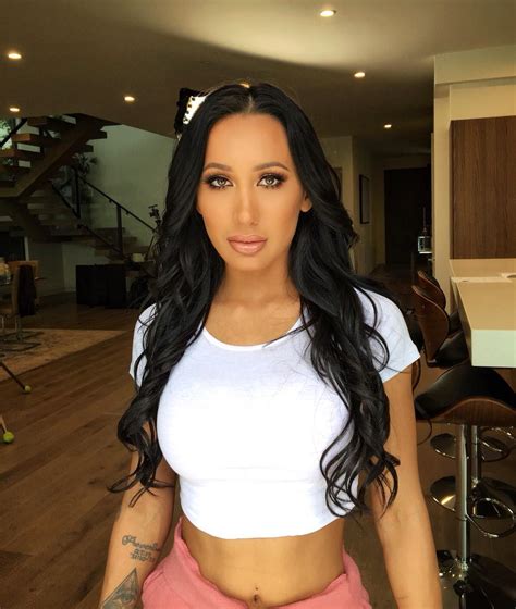 Poze rezolutie mare Amia Miley - Actor - Poza 15 din 24 - CineMagia.ro