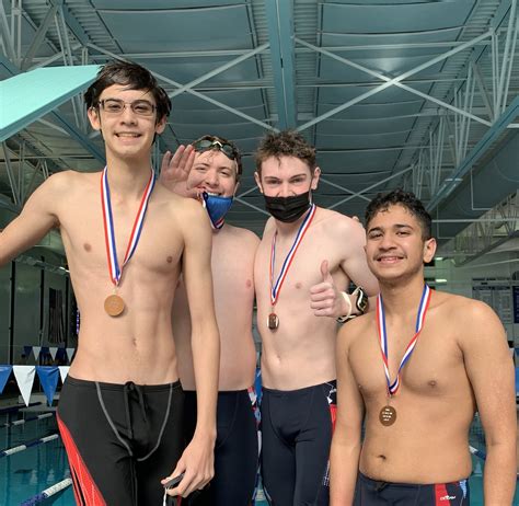 Boys High School Swim Team