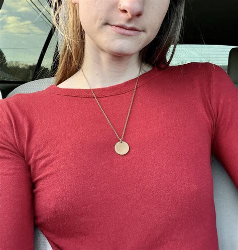 Extremely perky : r/flatchests