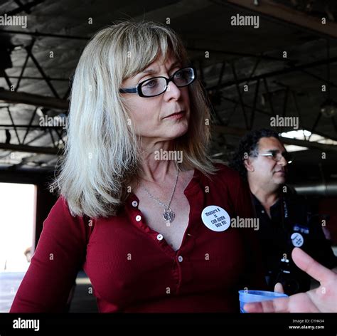 Nina hartley Banque de photographies et d’images à haute résolution - Alamy