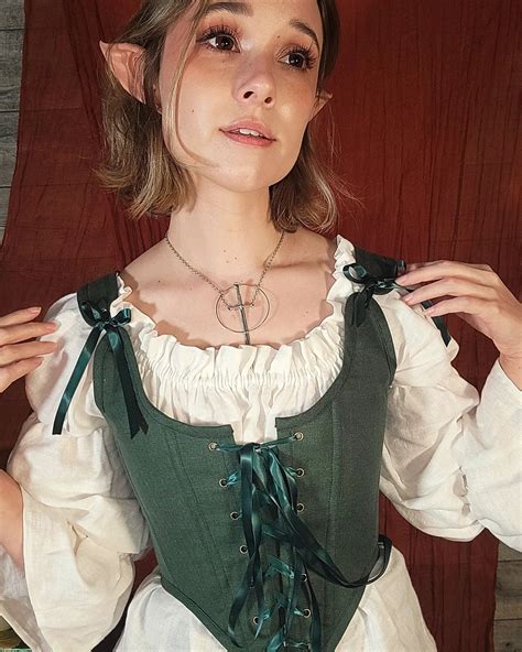 Amy Kay is so attractive : r/MoreSexyASMRGirls