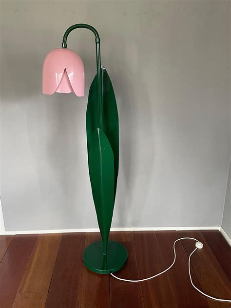Rare Pop Art Tulip Floor Lamp in Green and Red Painted Metal by Bliss ...
