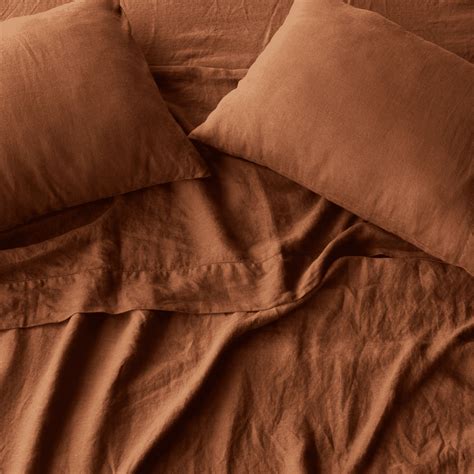 The 12 Best Linen Sheets, Tested by Editors