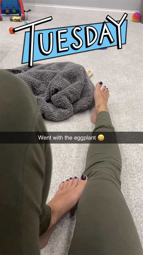 Feet from Snapchat | Scrolller
