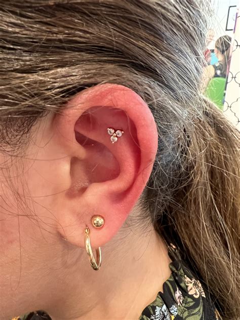 4 Most Common Reasons Why Ear-Piercing Holes Smells