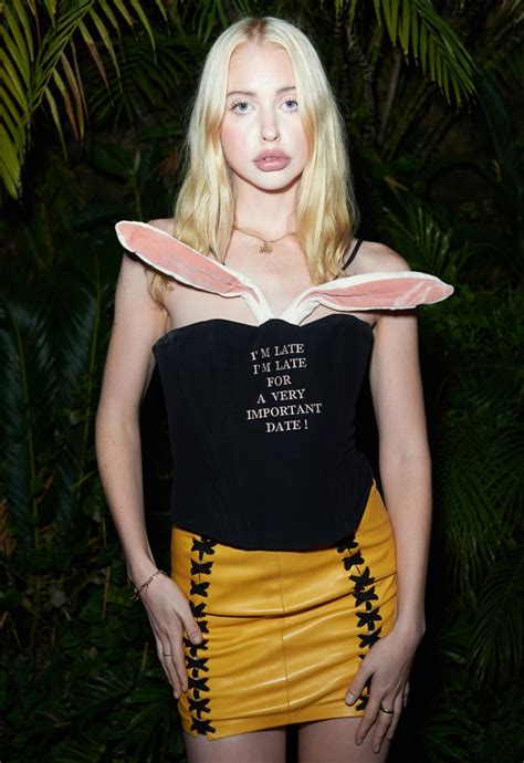 Chloe Lapiedra Porn Videos