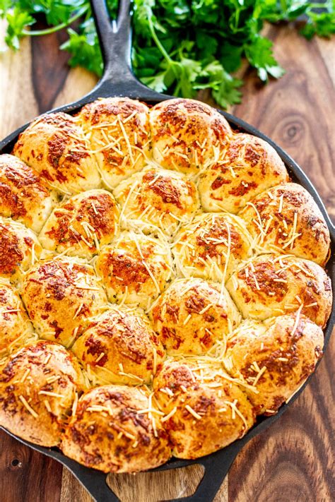 Italian Skillet Pull Apart Bread - Jo Cooks