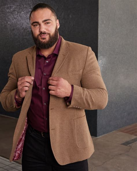 Men's Wearhouse Review: Exploring the Quality and Fit of Their Men's ...