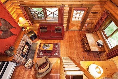 Cathedral Mountain Lodge – Rustic Vacations