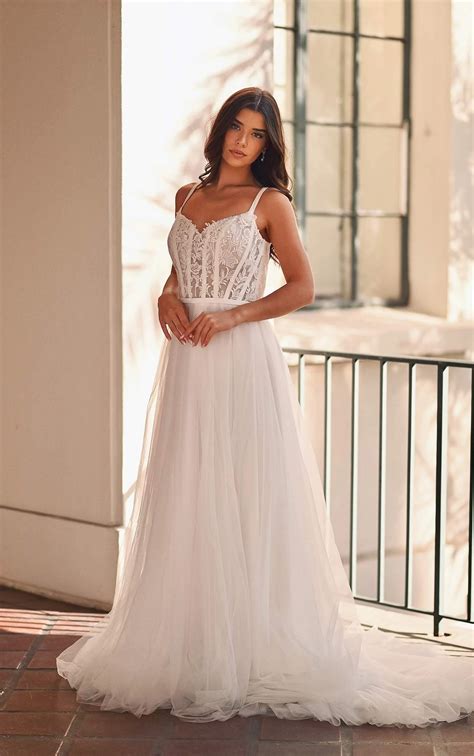 Simple Lace and Tulle A-Line Wedding Dress with Spaghetti Straps