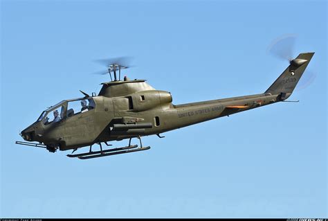 Bell AH-1S Cobra (209) - Vietnam War Flight Museum | Aviation Photo ...