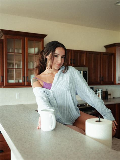 liya perez | quiero cafe? | Instagram