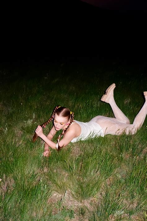 300.000+ Nonude+little+girls+models Bilder und Fotos · Kostenlos ...