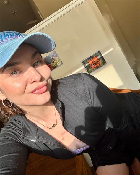 Megan Graves (@bighonkincaboose) • Instagram photos and videos