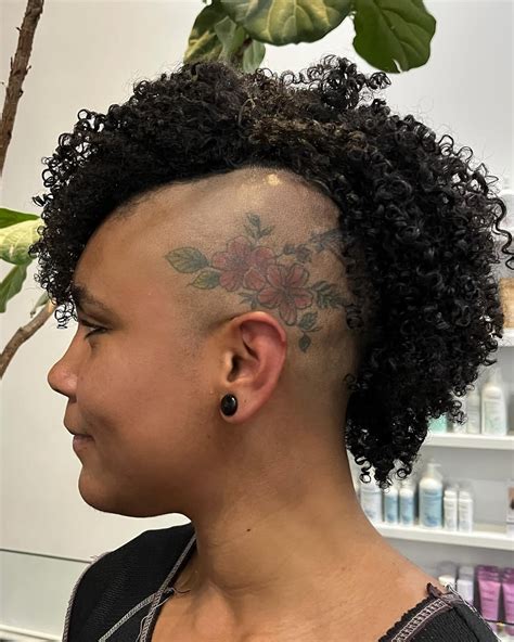 Short Mohawk Haircut: Bold, Stylish, and Easy to Maintain