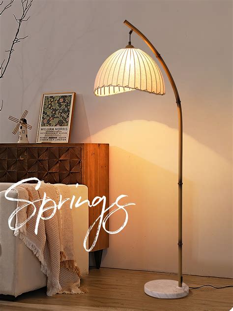Sanna Floor Lamp – Vakkerlight