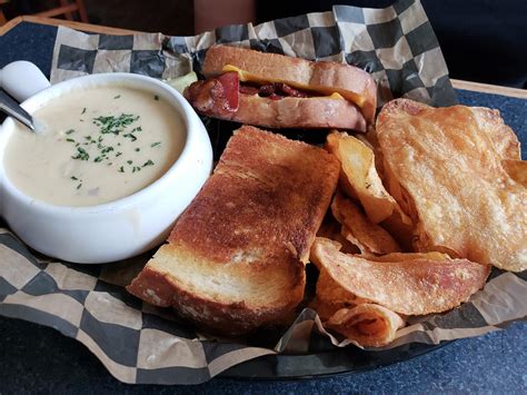 Doc's Riverside Grille menu in Centreville, Maryland, USA