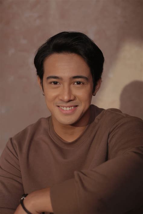 Argel Saycon - StarMagic