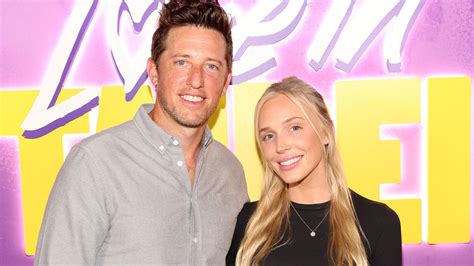 Alex Cooper, Matt Kaplan marry: 'Call Her Daddy' host wedding in Vogue