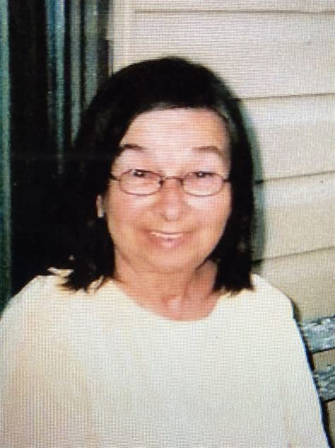 Barbara Edwards | Hamiltons Funeral Home