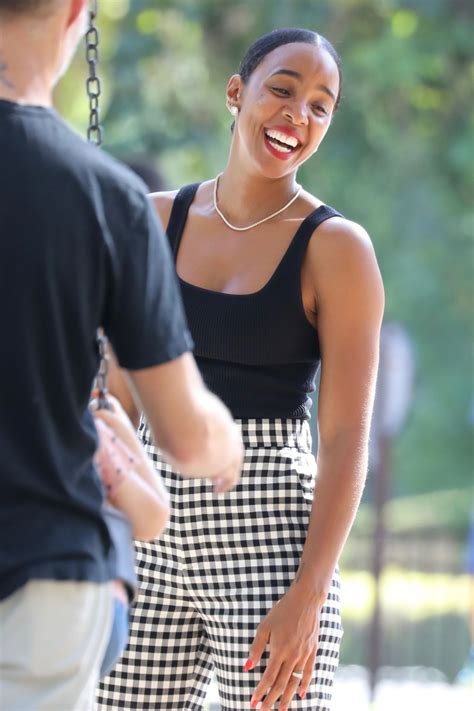 Kelly Rowland - Coldwater Canyon Park in Beverly Hills 08/19/2022 ...