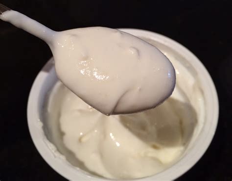 Chobani Greek Yogurt Coconut Blended / チョバニ ギリシャヨーグルト ココナッツブレンド ~ I'm ...