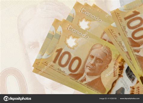 Canadian Money 100 Dollar Bills