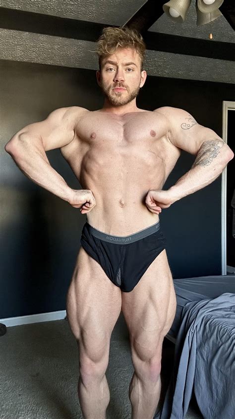 8 weeks out - 214 lbs : r/bodybuilding